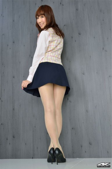 “星空体育官网”曾咏欣单曲《贰拾》即将上线 携手王大痣用音符共释爱国情怀(图1) 星空体育登录